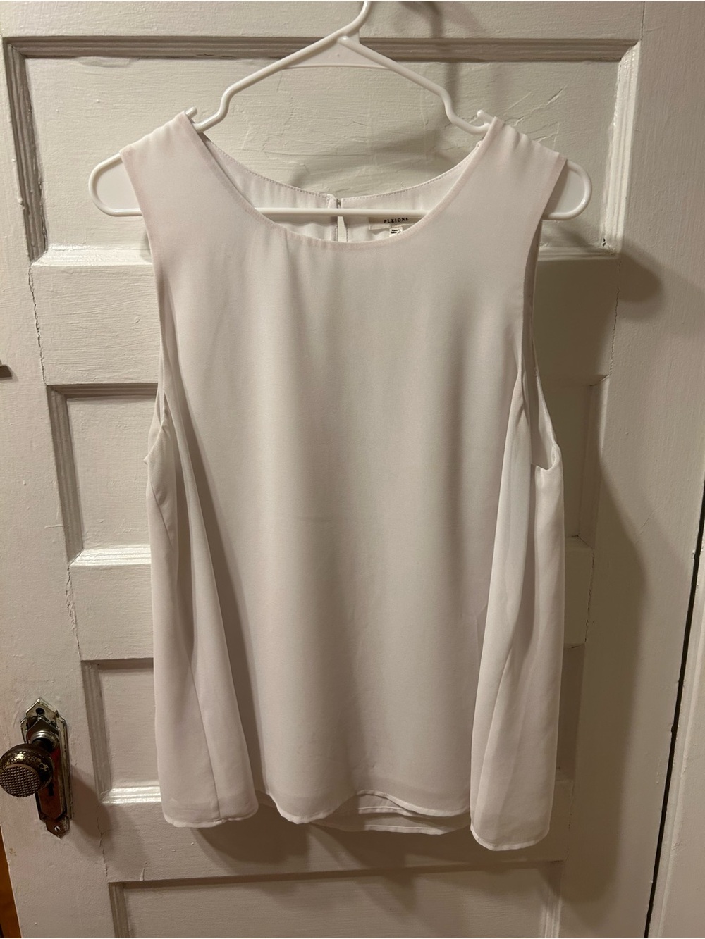 Pleione sleeveless chiffon blouse size L